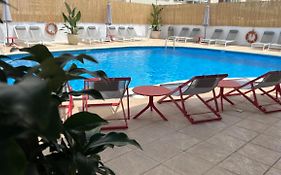 Apartamentos Poniente Playa